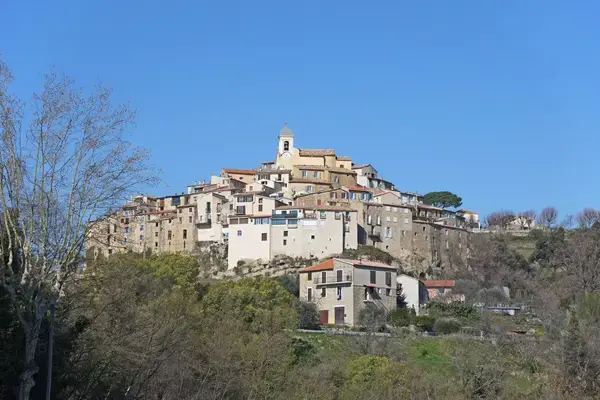Carport Solaire 06 Installateur carport solaire Berre-les-Alpes