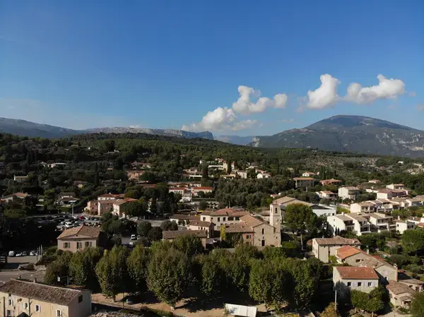 Carport Solaire 06 Installateur carport solaire Le Rouret